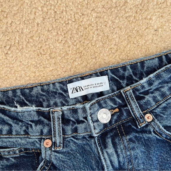 Zara Mom Jeans - Picture 2 of 5